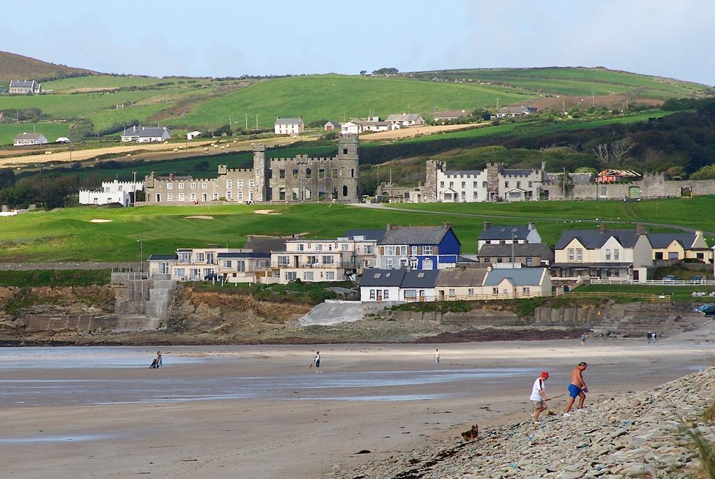 Oneills Apartments Ballyheige Exteriör bild