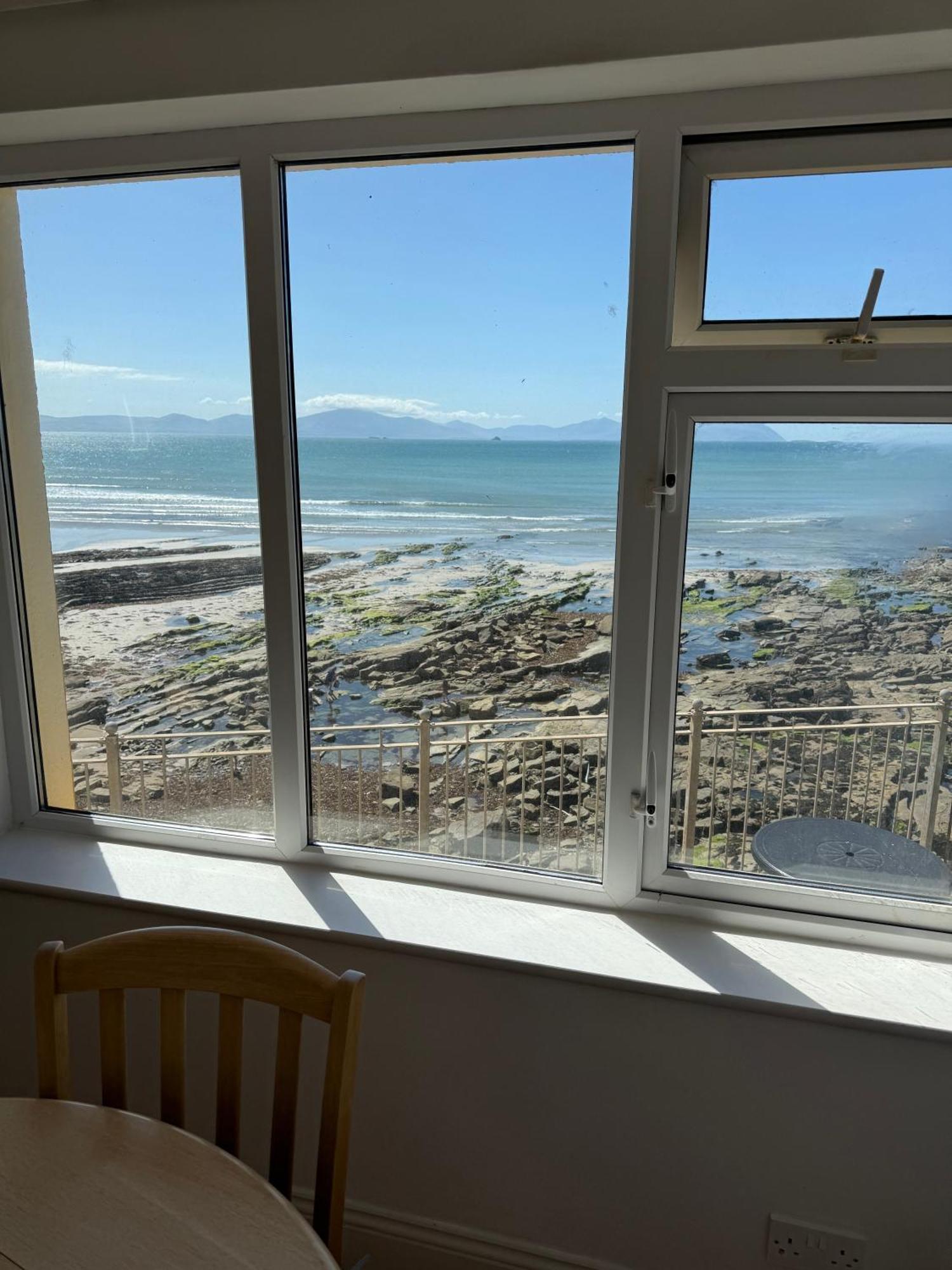 Oneills Apartments Ballyheige Exteriör bild
